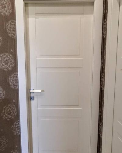 1. Porte pantografate laccate bianco opaco_