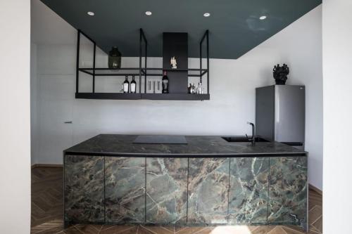 3. Cucina su misura rivestita in gres